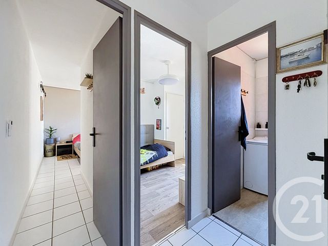 Appartement T3 à vendre - 3 pièces - 41.67 m2 - LE CAP D AGDE - 34 - LANGUEDOC-ROUSSILLON - Century 21 Vue Sur Mer