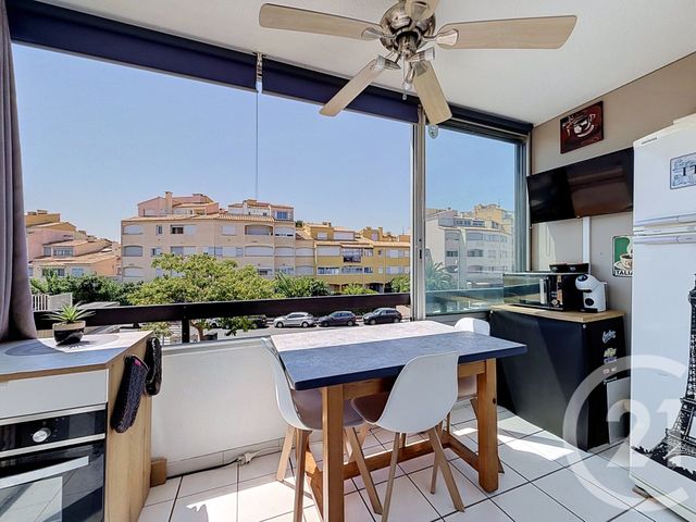 Appartement T3 à vendre - 3 pièces - 41.67 m2 - LE CAP D AGDE - 34 - LANGUEDOC-ROUSSILLON - Century 21 Vue Sur Mer