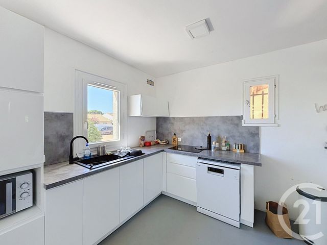 maison à vendre - 4 pièces - 110.33 m2 - FLORENSAC - 34 - LANGUEDOC-ROUSSILLON - Century 21 Vue Sur Mer