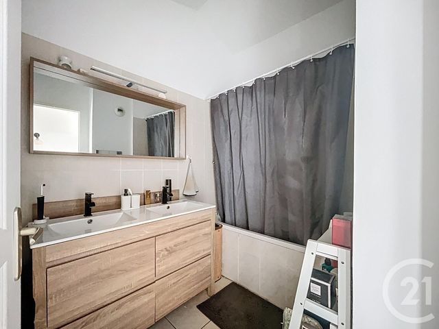 Appartement T4 à vendre - 4 pièces - 85.91 m2 - MARSEILLAN - 34 - LANGUEDOC-ROUSSILLON - Century 21 Vue Sur Mer