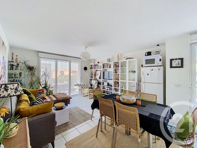 Appartement T3 à vendre - 3 pièces - 54.12 m2 - AGDE - 34 - LANGUEDOC-ROUSSILLON - Century 21 Vue Sur Mer