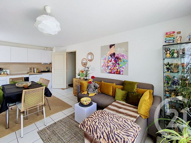 Appartement T3 à vendre - 3 pièces - 54.12 m2 - AGDE - 34 - LANGUEDOC-ROUSSILLON - Century 21 Vue Sur Mer