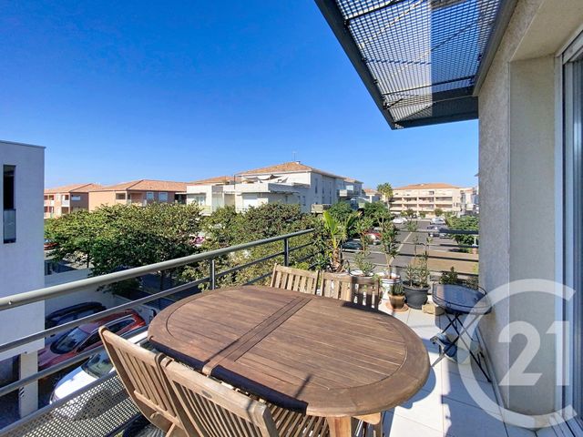 Appartement T3 à vendre - 3 pièces - 54.12 m2 - AGDE - 34 - LANGUEDOC-ROUSSILLON - Century 21 Vue Sur Mer