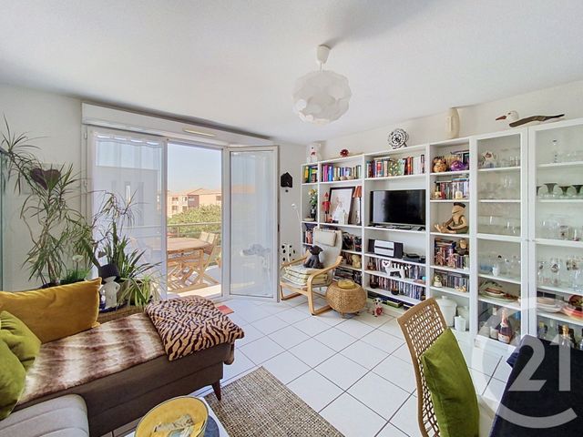 Appartement T3 à vendre - 3 pièces - 54.12 m2 - AGDE - 34 - LANGUEDOC-ROUSSILLON - Century 21 Vue Sur Mer
