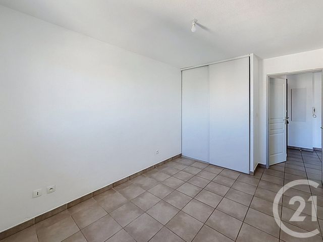 Appartement T4 à vendre - 4 pièces - 75.5 m2 - AGDE - 34 - LANGUEDOC-ROUSSILLON - Century 21 Vue Sur Mer