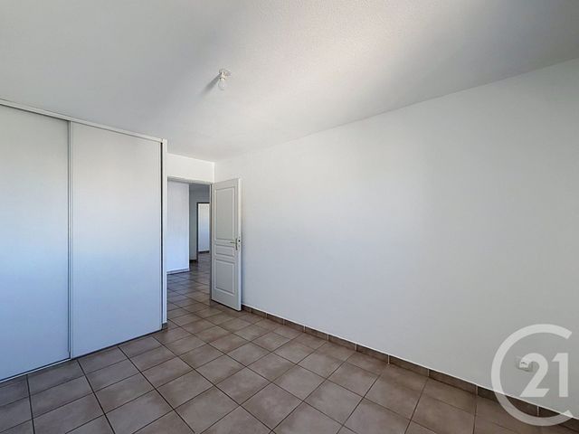 Appartement T4 à vendre - 4 pièces - 75.5 m2 - AGDE - 34 - LANGUEDOC-ROUSSILLON - Century 21 Vue Sur Mer
