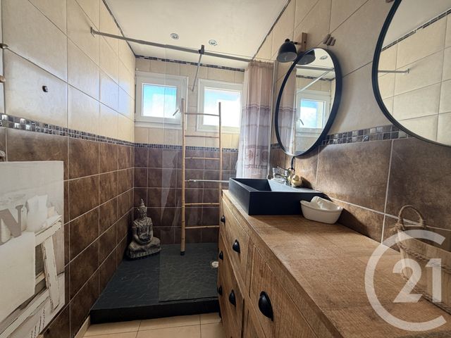 Appartement T3 à vendre - 3 pièces - 47.45 m2 - LE GRAU D AGDE - 34 - LANGUEDOC-ROUSSILLON - Century 21 Vue Sur Mer