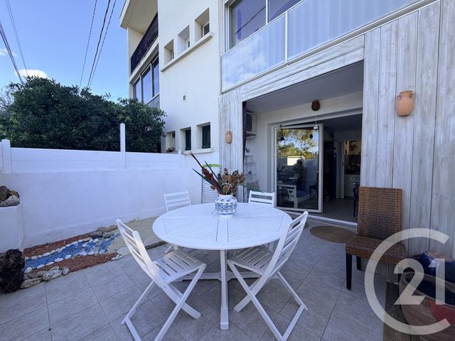 Appartement T3 à vendre - 3 pièces - 47.45 m2 - LE GRAU D AGDE - 34 - LANGUEDOC-ROUSSILLON - Century 21 Vue Sur Mer