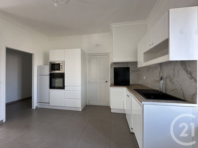Appartement T4 à vendre - 5 pièces - 106.69 m2 - AGDE - 34 - LANGUEDOC-ROUSSILLON - Century 21 Vue Sur Mer
