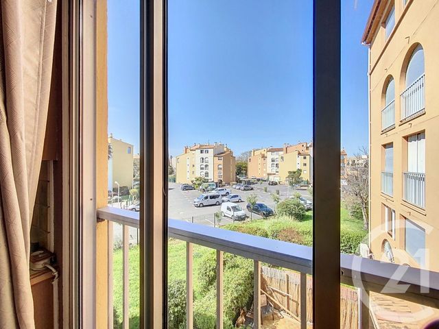Afficher la photo en grand Appartement T3 à vendre - 3 pièces - 40.3 m2 - LE CAP D AGDE - 34 - LANGUEDOC-ROUSSILLON - Century 21 Vue Sur Mer